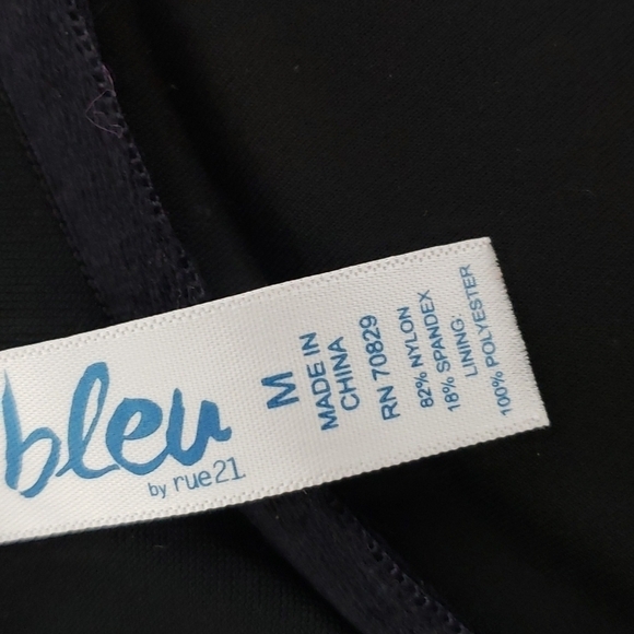 Rue Bleu Bikini Padded Top Med. Black & Multi Approx B Cup EUC - Picture 7 of 8